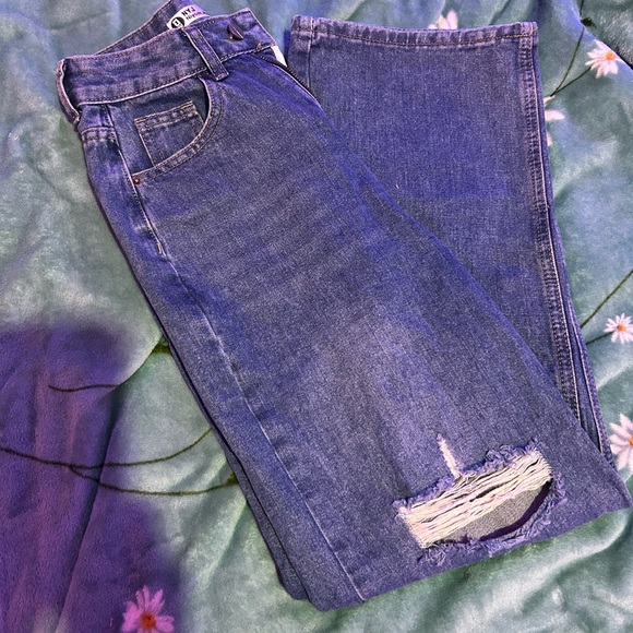 Denim - Dark blue jeans